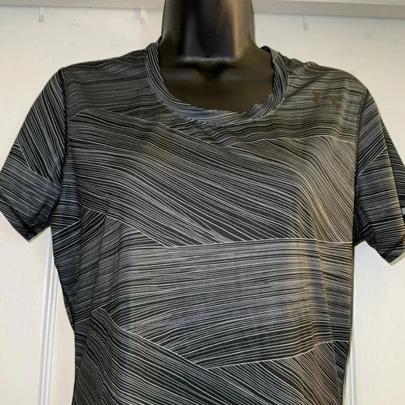 Under Armour Fitted Short Sleeve Tee - Picture 2 of 5